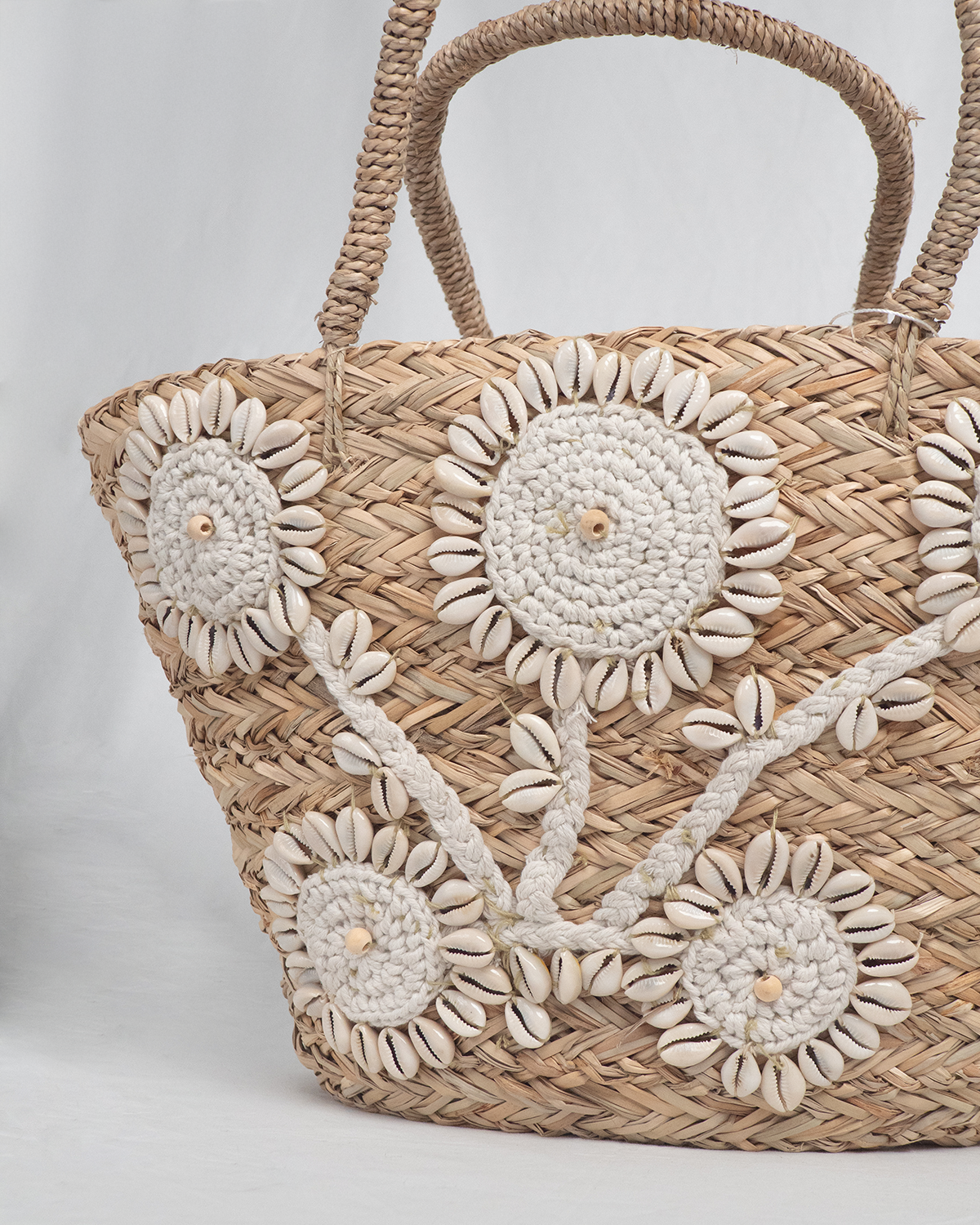 Bolso de mimbre con cuentas Solea